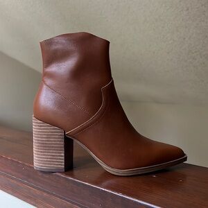 Steve Madden - Brown Leather Ankle Boots